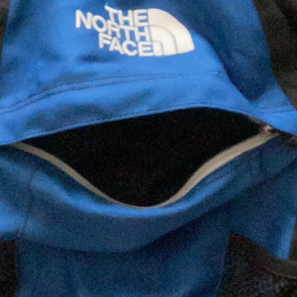 The North Face Back pack - Picture 3 of 8